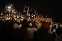 la relique devant l'hôtel de ville